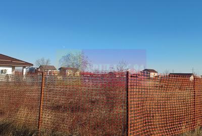 Teren Construcții intravilan de 1000 mp, în Săbăreni - 2