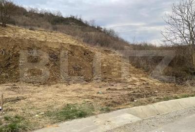 Teren de 1525 mp, în Central - 7