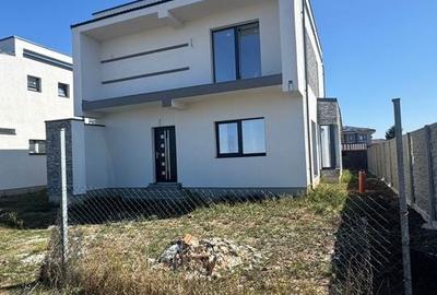 De vânzare duplex 1/2, stil cubic, despărțit prin camera tehnică, Sanandrei. - 9