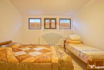 Casă cu 6 camere cu Teren 608 Mp în Central - 4