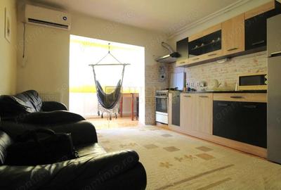 Apartament spatios, 3 camere, centrala proprie - 1