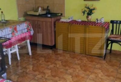 Casă cu 4 camere în Central