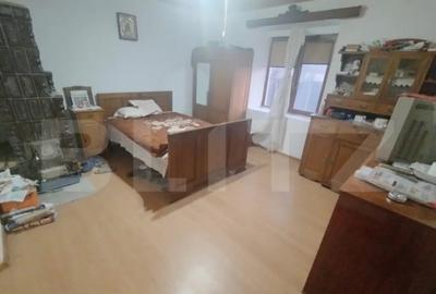 Casă cu 3 camere cu Teren 2200 Mp în Central - 9