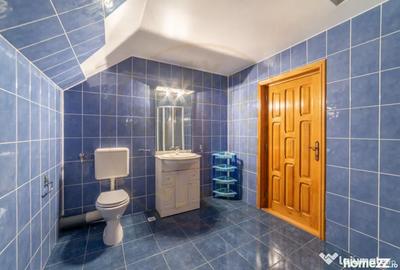 Casă cu 8 camere cu Teren 1000 Mp în Central - 14