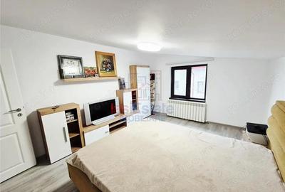 Apartament cu 3 camere decomandat în Moara de Vânt - 2