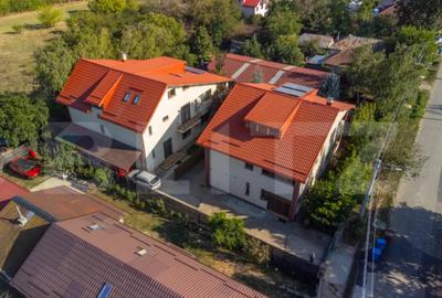 Casă cu 8 camere cu Piscina în Central - 9