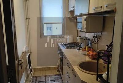 Apartament cu 2 camere semidecomandat în Progresul - 4