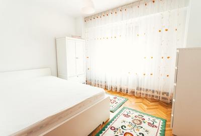 Decebal ,Calea Calarasilor  ,  3 minute metrou Piata Muncii - 12