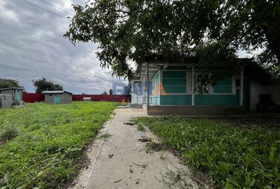 Casă cu 2 camere cu Canalizare în Miron Costin - 7