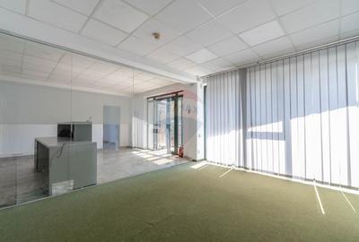 Casa cu 12 camere de inchiriat, Str. Traian - 2