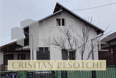 Casă cu 4 camere cu Canalizare în Central - 7