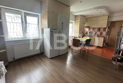 Apartament la mansarda 80 mpu mobilat utilat zona Rahovei Sibiu - 3