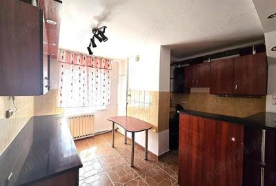Apartament cu 3 camere decomandat în Micro 17 - 2