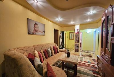 Apartament 4 camere , 2 bai,2 balcoane,etaj 2 - 6