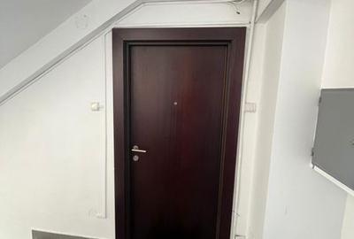 Apartament cu 3 camere în Central - 8