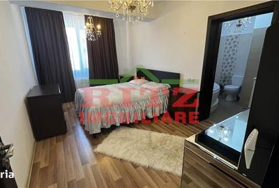 Casă cu 4 camere cu Teren 350 Mp în Central - 1