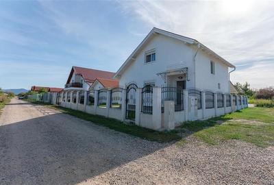 Noua vila cu:terasa,curte si gradina asezonata,garaj2X,cadru armonios, Sanpetru, - 24