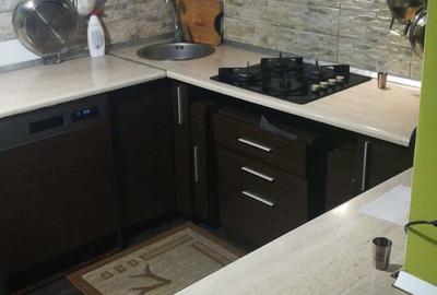 Apartament cu 3 camere în 1 Mai - 2