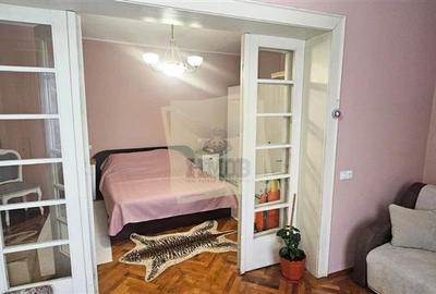 Apartament cu 3 camere decomandat, mobilat în Orașul de Jos - 1