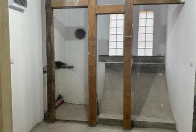 Apartament cu 3 camere semidecomandat în Central - 3