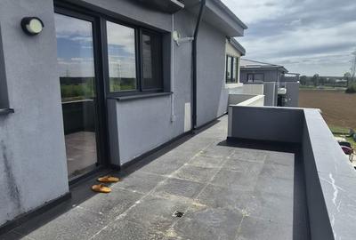 Apartament cu 3 camere în Central - 10