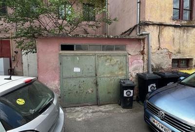 Apartament renovat în clădire istorică - are garaj - 22