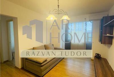 Apartament cu 3 camere semidecomandat, mobilat în Malu Roșu - 1