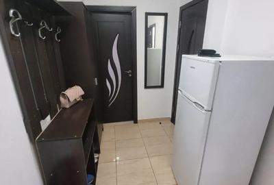 Apartament cu 3 camere semidecomandat în Inel II - 2