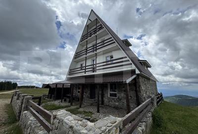 Casă individuală cu 25 camere cu Teren 1001 Mp în Central - 1