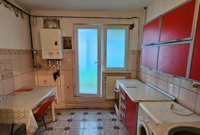 Apartament cu 4 camere in Micro 18 - 10