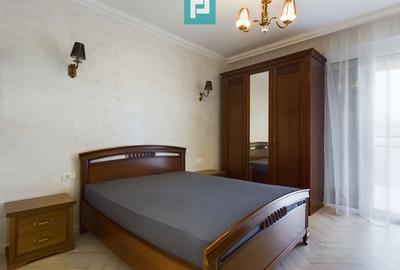 Apartament cu 3 camere decomandat în UTA - 3