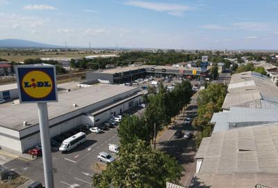 Spațiu comercial, de 91 mp, în Central - 6