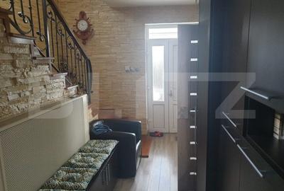 Casa cu 4 camere de vanzare in Gilau - 3