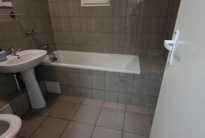 Apartament cu 2 camere semidecomandat, mobilat în Sebastian - 6