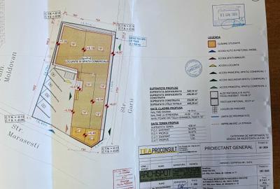 Spațiu comercial, de 445 mp, în Central - 4