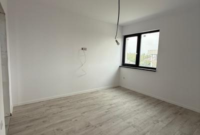 Casă individuală cu 4 camere cu Teren 240 Mp în Costi - 5