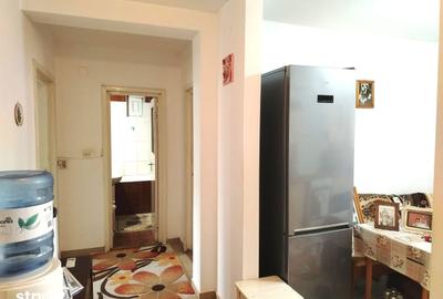 Apartament cu 3 camere decomandat în Sud - 1
