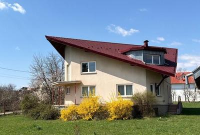 Casă cu 4 camere în Central - 8