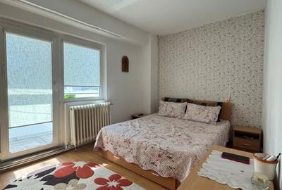 Apartament cu 4 camere decomandat, mobilat în Progresul - 8