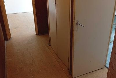 Apartament cu 3 camere semidecomandat în Malu Roșu - 5