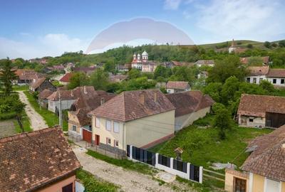 Casa spatioasa cu anexe si gradina in localitatea Ungra/Brasov - 4
