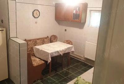 Inchiriere casa Breaza,120 mp,3 dormitoare ,sufragerie baie2 holur i, bucatarie ,centrala gaze ,tera - 2