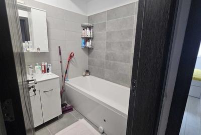 Apartament cu 2 camere decomandat în Cățelu - 3