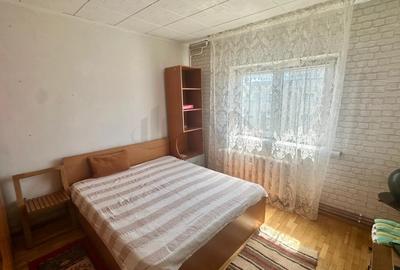Apartament cu 3 camere decomandat, mobilat în 13 Septembrie - 9