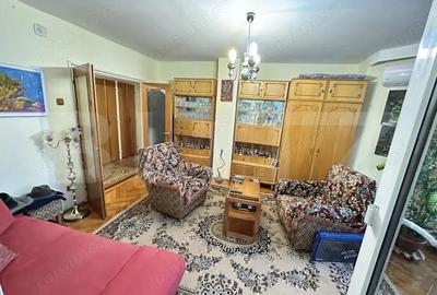 Apartament cu 2 camere decomandat, mobilat în Central