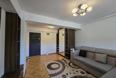 Apartament cu 2 camere semidecomandat, mobilat în 9 Mai - 9