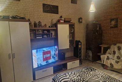 Casă cu 2 camere cu Teren 59 Mp în Central - 2