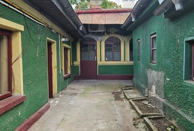 Casa 119 mp pe un teren de 160 mp, toate utilitățile, singur curte - 3