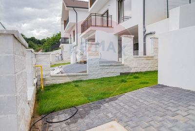 Casa / Vila cu 4 camere de vanzare Casa / Vila cu 4 camere de vanzare - 10