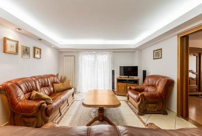 De investitit in apartament central -dormitor 35 mp,  vedere panoramica-Humor - 1